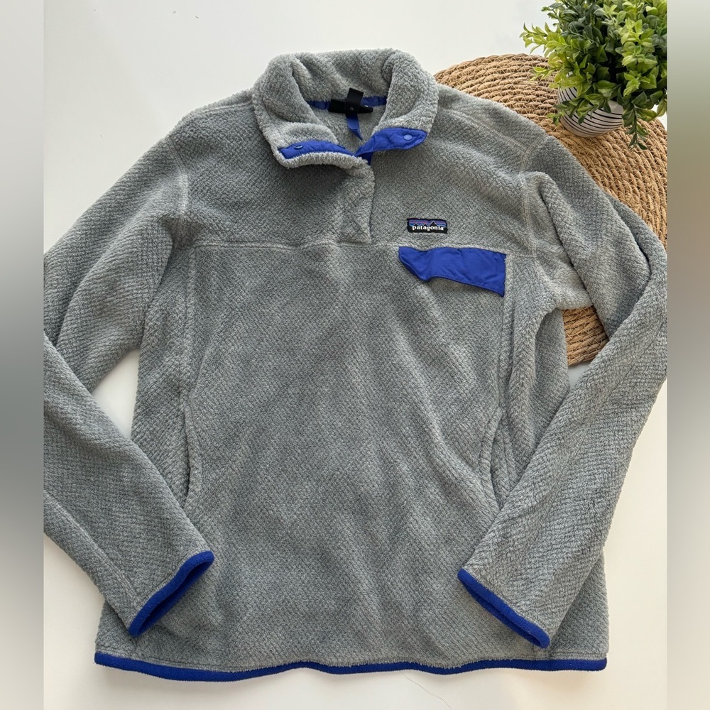 Patagonia Gray Fleece Jacket with Blue Trim